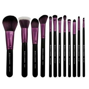 ❌SOLD❌ Royal & Langnickel - Guilty Pleasure Brush Set